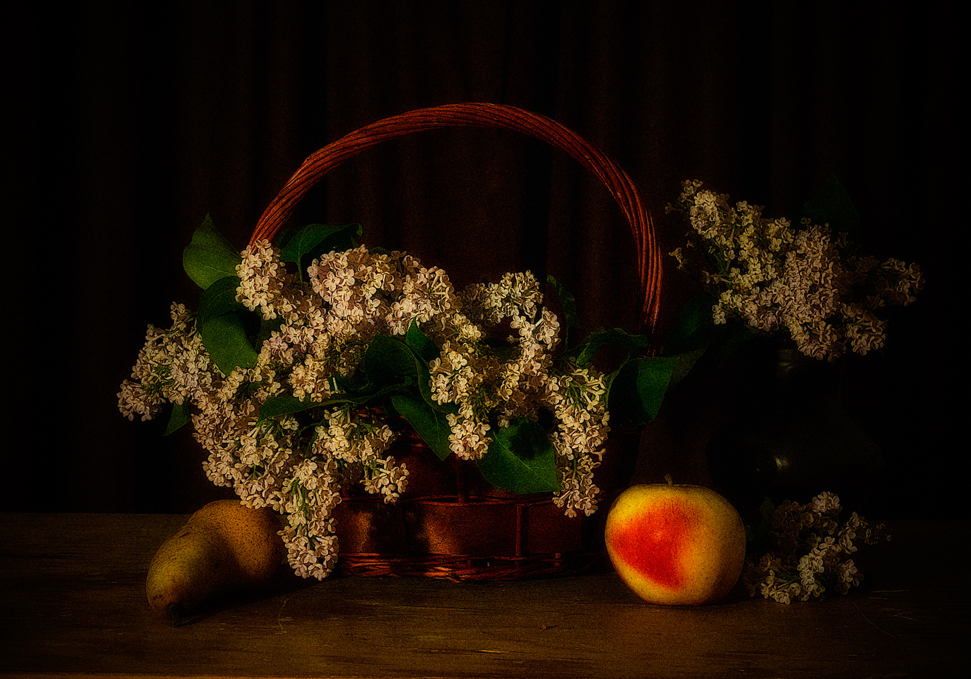 photo "***" tags: still life, Груша, корзина, сирень, яблоко