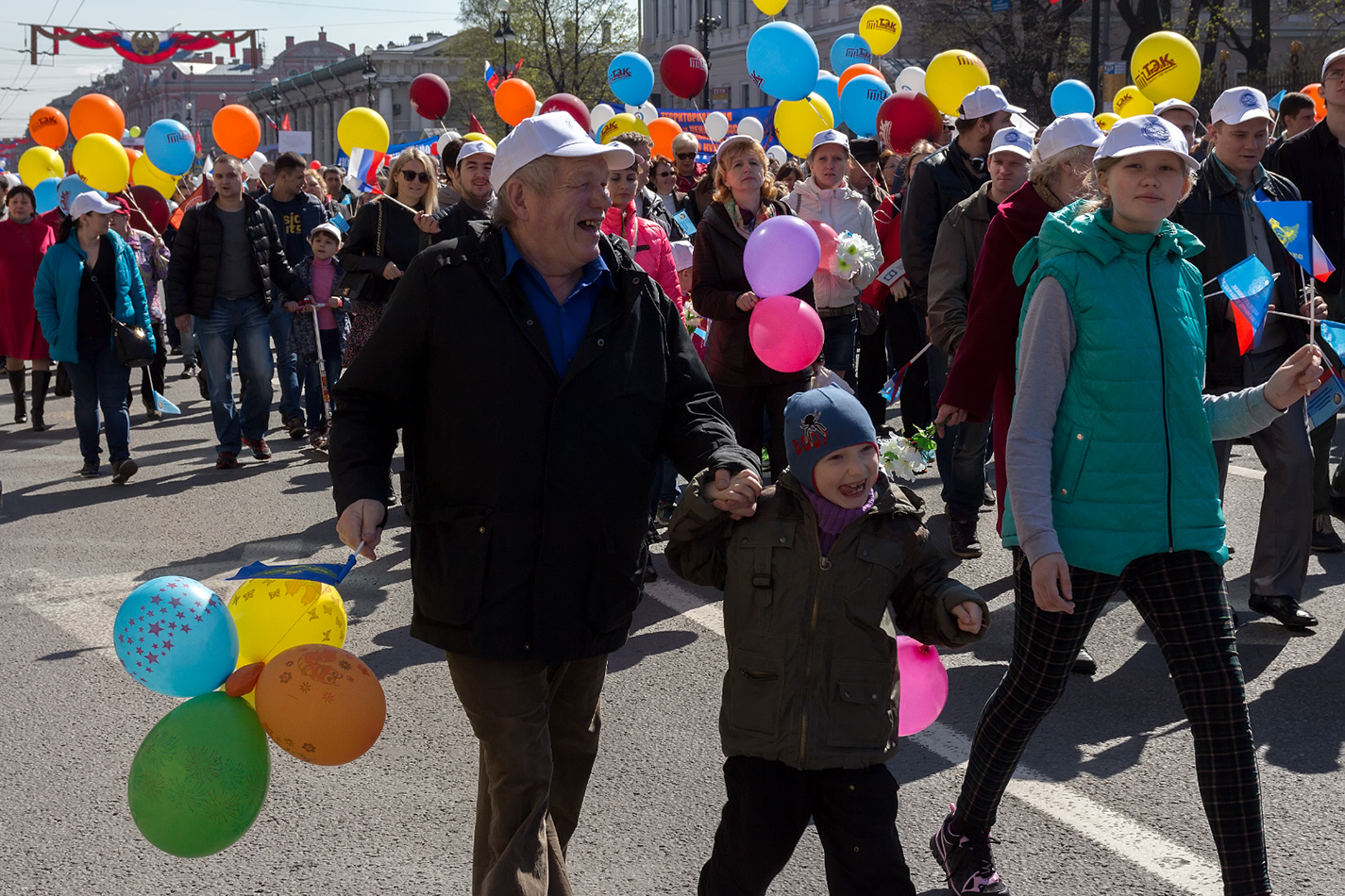 photo "***" tags: genre, reporting, St. Petersburg, people, street, Город