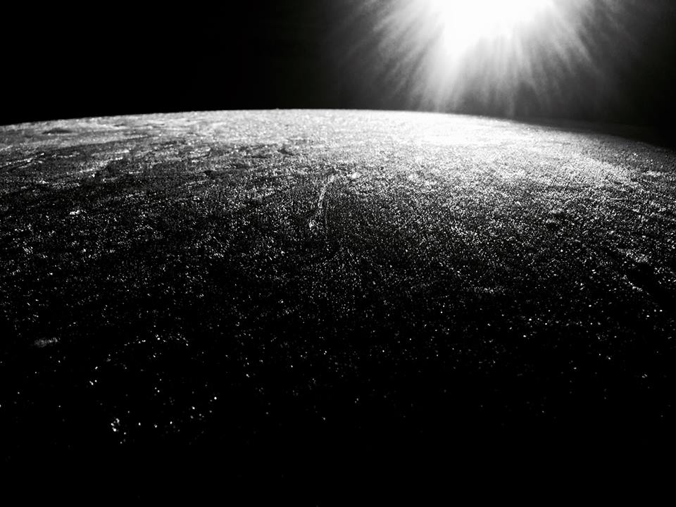 фото "Frozen" метки: черно-белые, макро и крупный план, абстракция, back light, closeup, curve, frost, sun, sun light