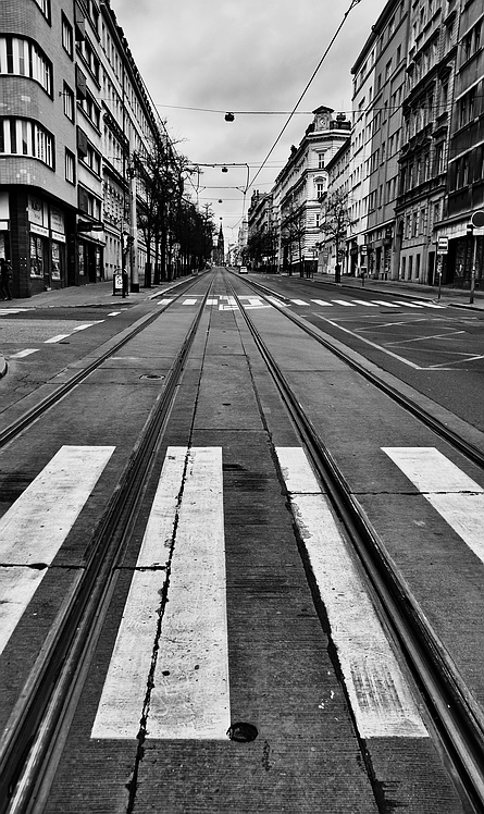 фото "Улица и трамвайные пути" метки: черно-белые, Prag, Praha, Прага