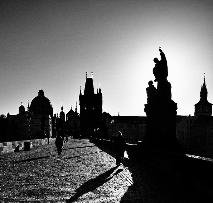 photo "Утро" tags: black&white, architecture, city, 