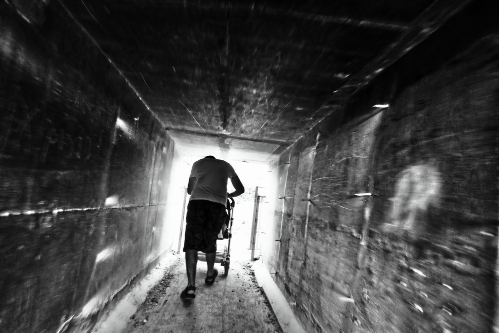 photo "Tunnel" tags: black&white, 