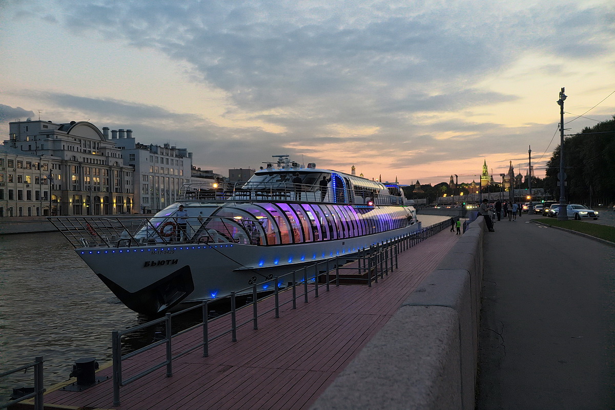 photo "Moscow river" tags: travel, 