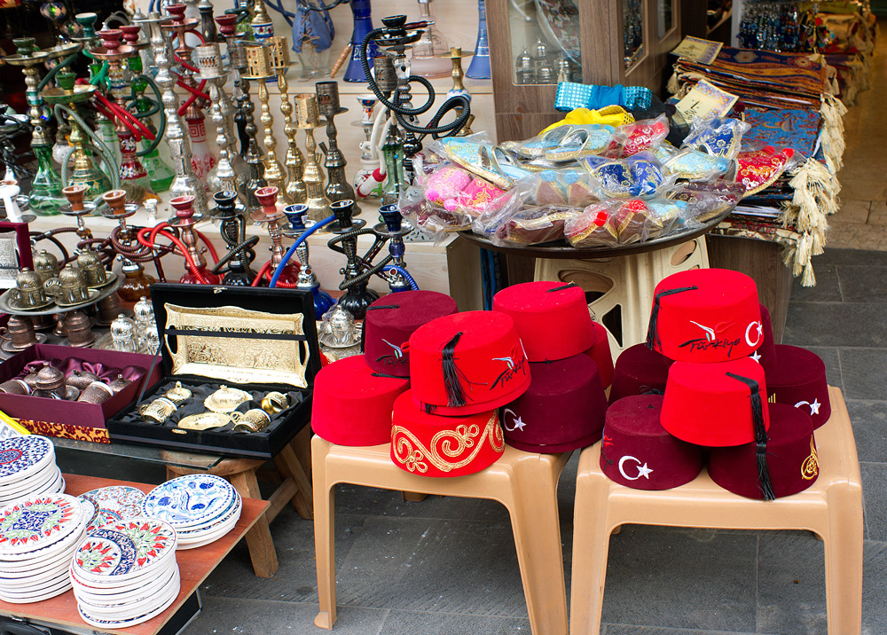 photo "***" tags: street, 