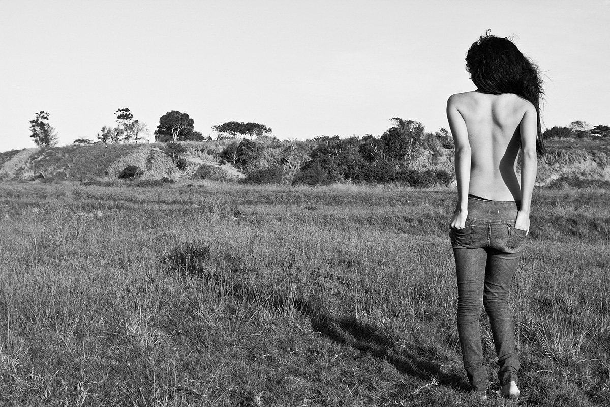 photo "Outside" tags: landscape, nude, black&white, South America, woman