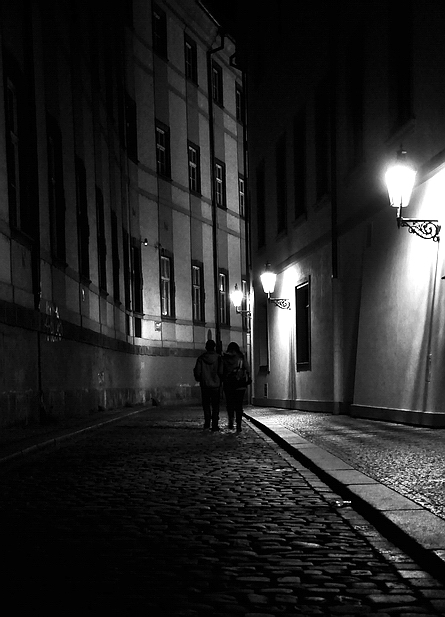 photo "Ночная па́ра" tags: black&white, Prag, Prague, Praha