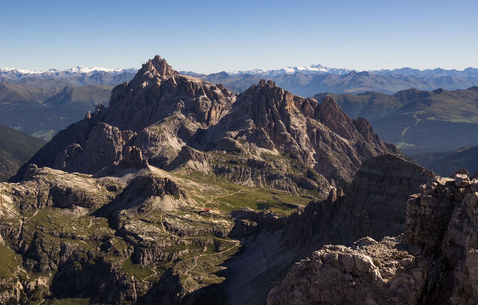 photo "RIFUGIO ANTONIO LOCATELLI" tags: landscape, Europe, mountains