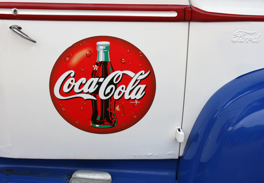 photo "Things go better with the Coke!" tags: fragment, technics, 