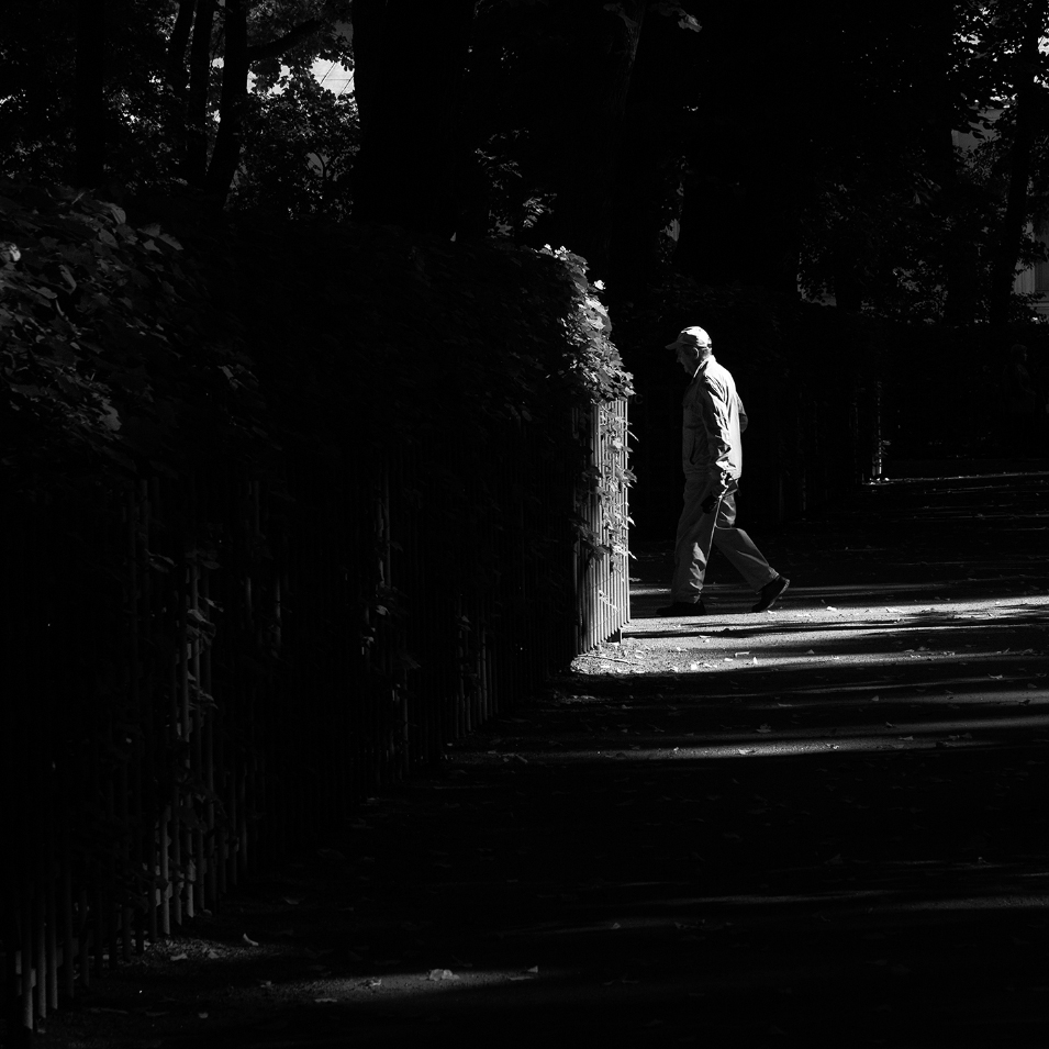 photo "***" tags: street, St. Petersburg, people, street, Город, Летний сад