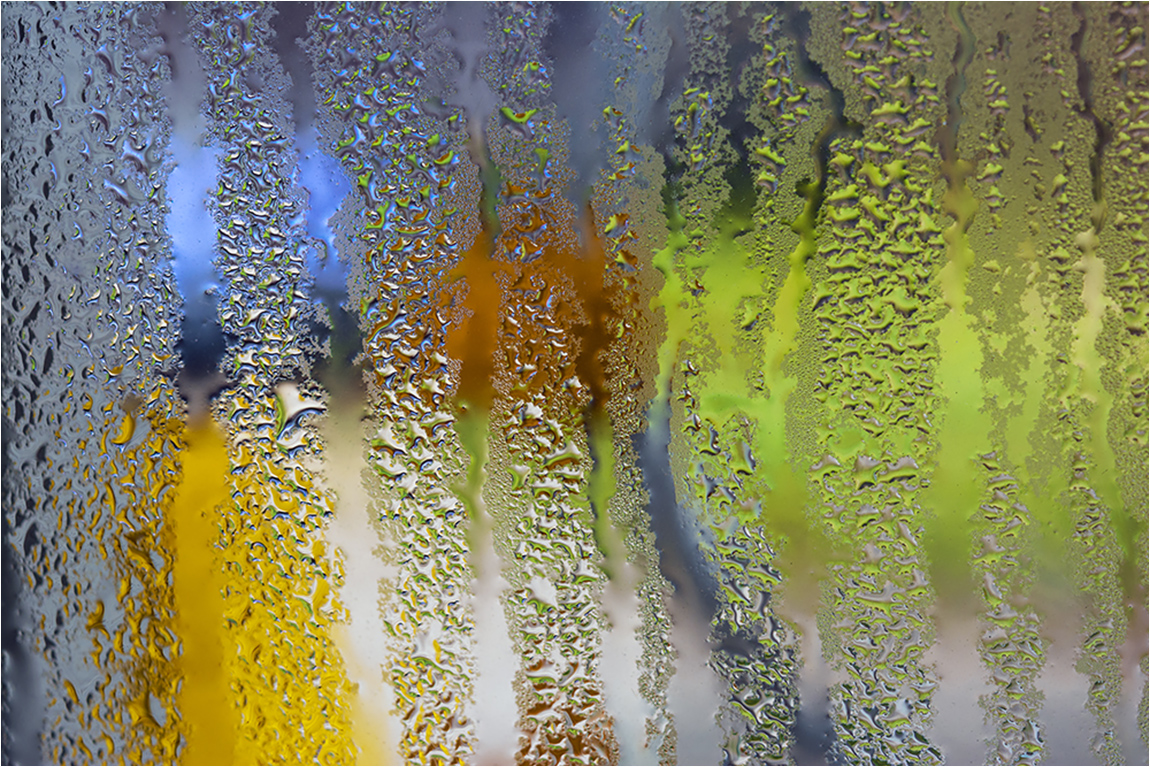 фото "Рисует Осень на окне" метки: абстракция, дождь, капли дождя, лист, окно, осень