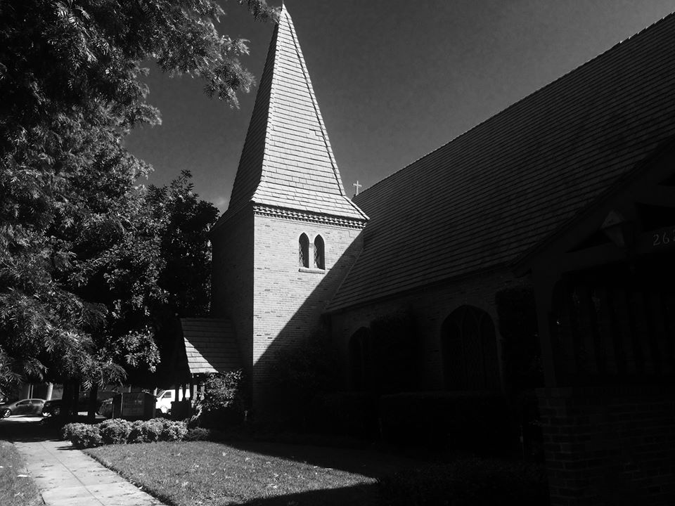 photo "***" tags: architecture, black&white, Church, building, church building, contrast, photojournalism