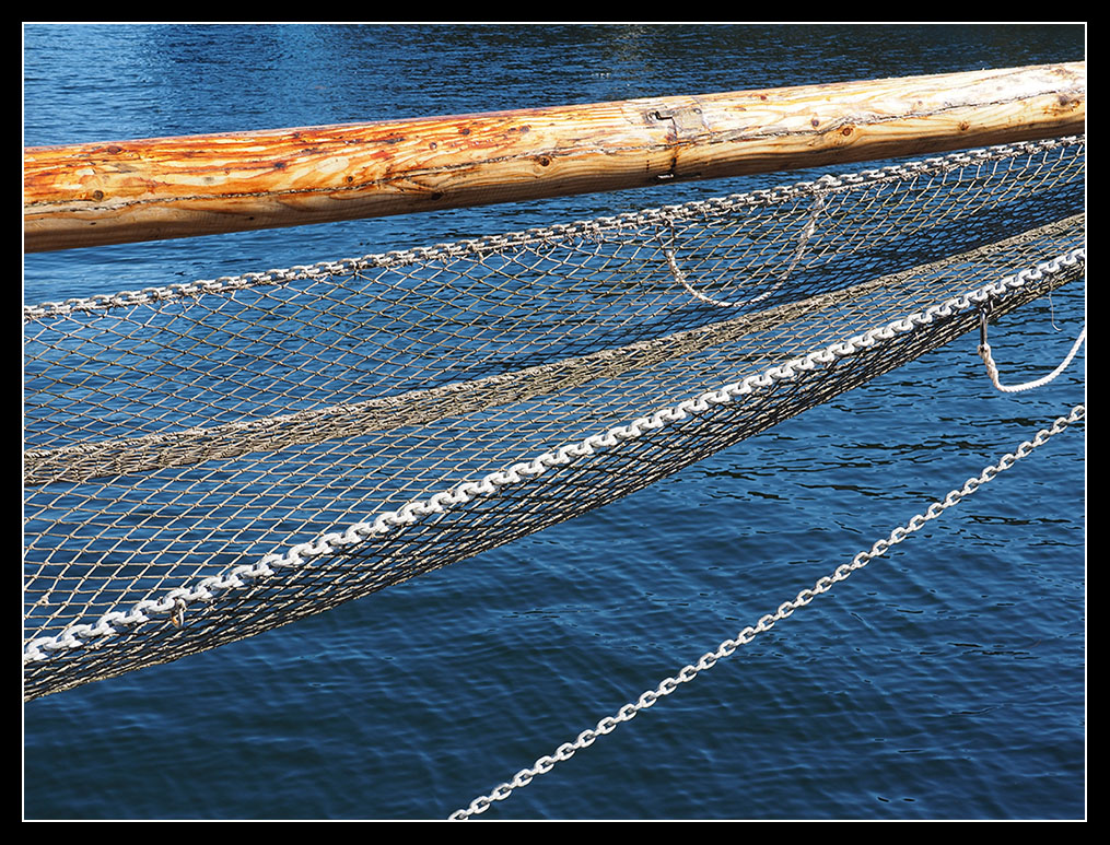 photo "Maritime Blue" tags: reporting, abstract, street, 