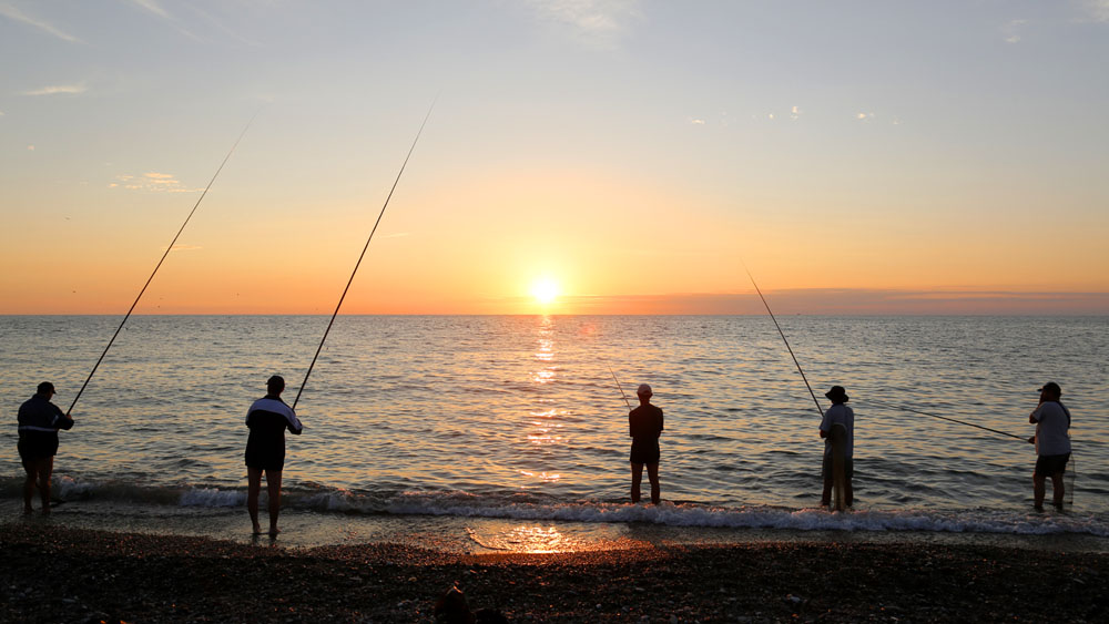фото "Ловцы солнца" метки: жанр, море, рыбаки, солнце