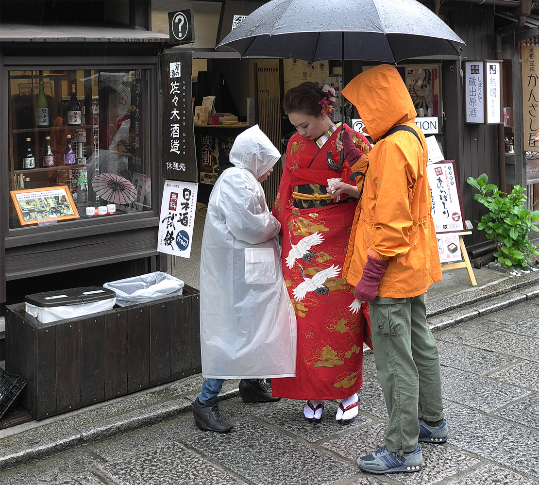 photo "***" tags: street, 