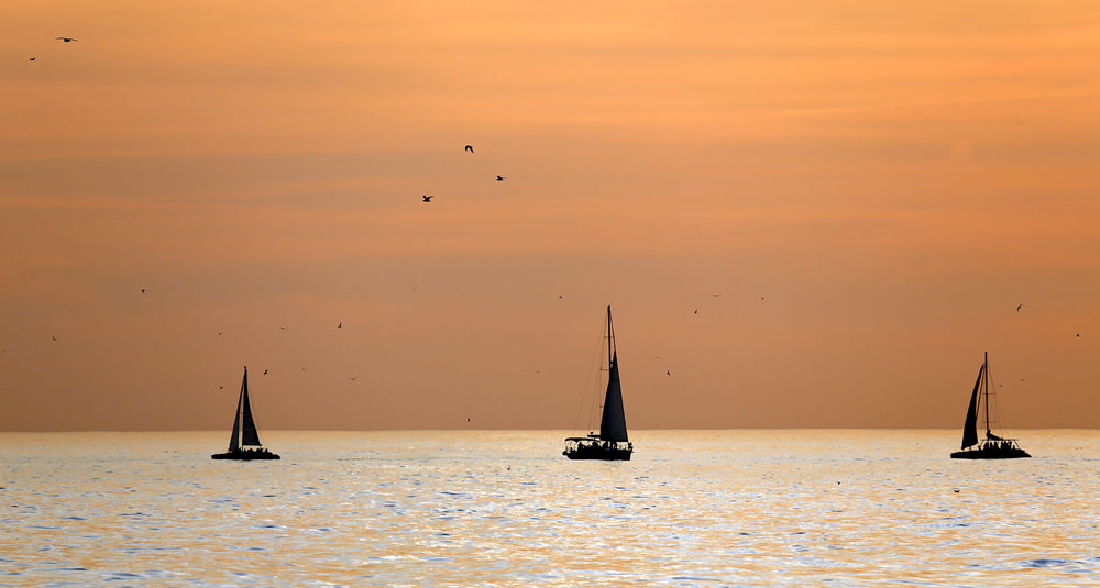 photo "***" tags: landscape, evening, sea, катер, яхта