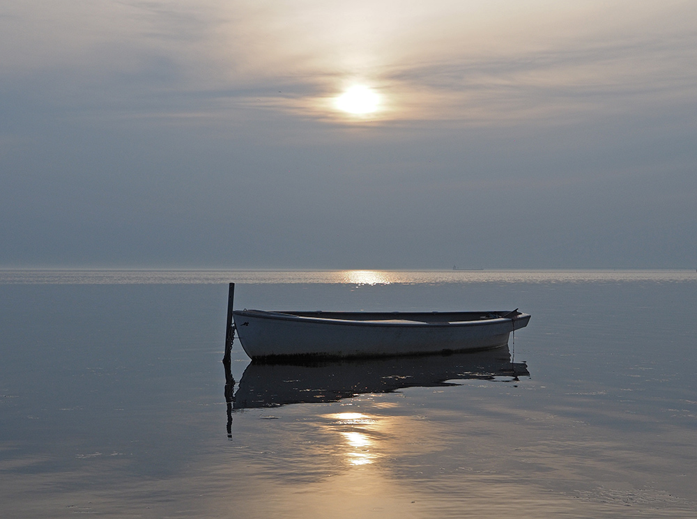 photo "The boat" tags: landscape, still life, reporting, 