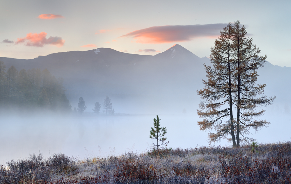 photo "***" tags: landscape, nature, travel, autumn, fog, mountains, sunrise, впечатления, путевые заметки