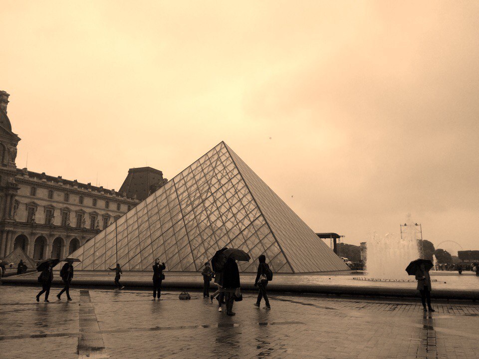 photo "Tranquility" tags: travel, city, black&white, 