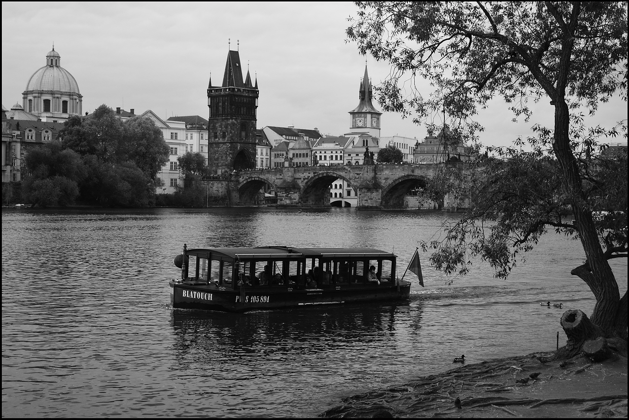 фото "Вид на Влтаву-2" метки: черно-белые, Prag, Praha, Прага