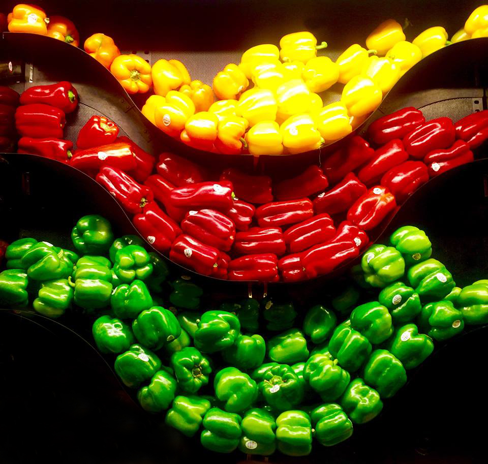 photo "Peppers" tags: still life, display, grocery store, peppers, produce