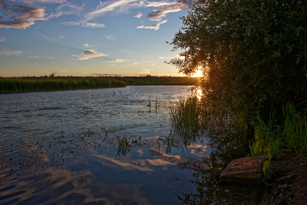 photo "***" tags: landscape, travel, river, sunset, ветер, облака.