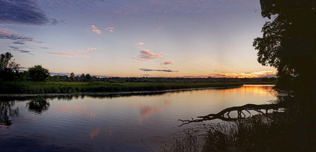 photo "***" tags: landscape, panoramic, river, sunset, вечер., июль, на воде, прохладно