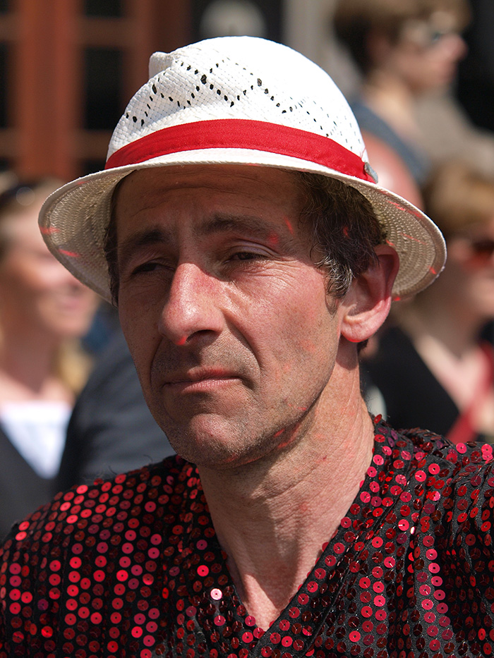 photo "Something in the way he look's" tags: portrait, street, reporting, Copenhagen Carnival 2010