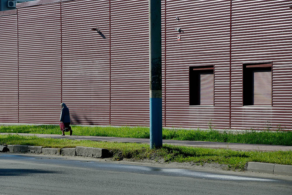 photo "***" tags: street, 