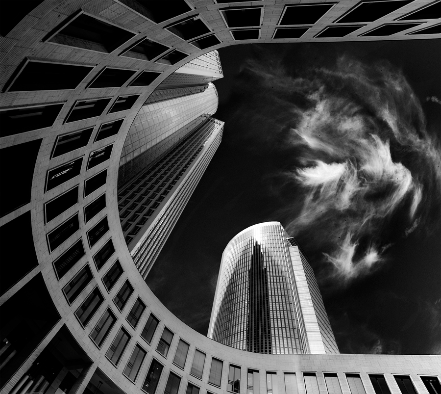 photo "Tower 185 Frankfurt" tags: architecture, digital art, black&white, Architektur, Europe, germany