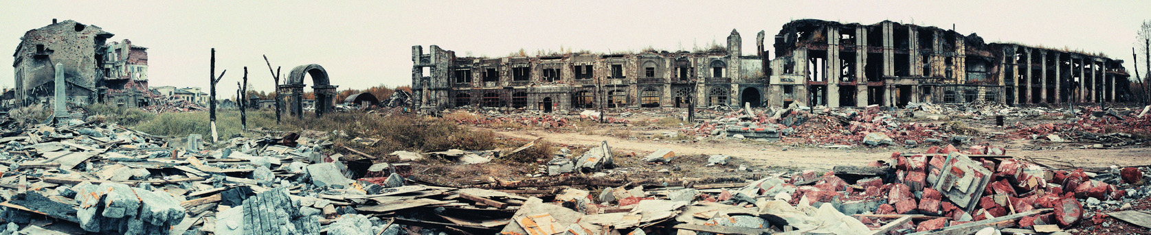 photo "мрачная панорама" tags: panoramic, misc., city, апокалипсис, разруха, руины
