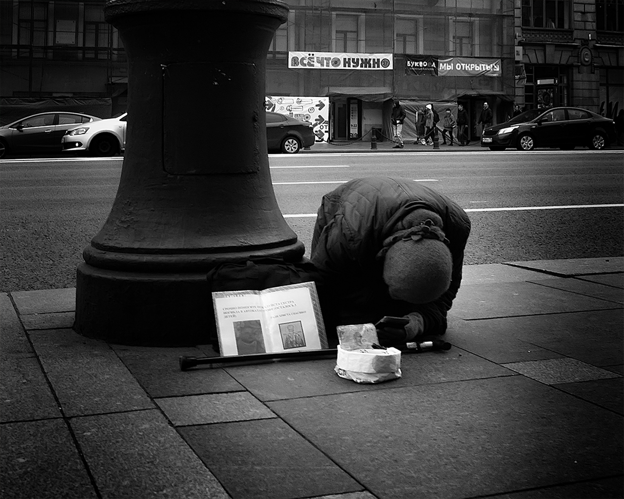 photo "***" tags: genre, street, St. Petersburg, people