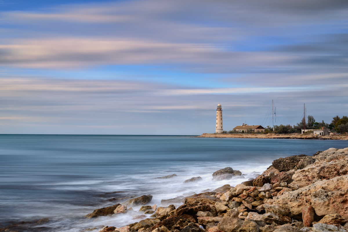 photo "***" tags: landscape, travel, Crimea, Russia, clouds, sea, sky, water, Набережная, волны, маяк