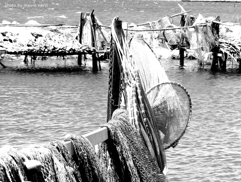 photo "fisherman's tools" tags: black&white, 