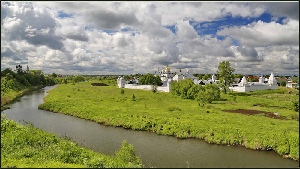 photo "***" tags: landscape, city, Покровский женский монастырь, Суздаль, река Каменка