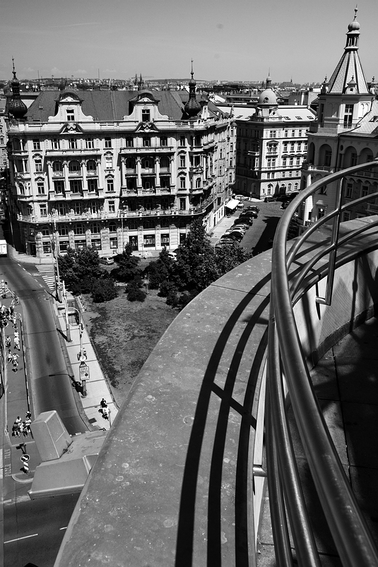 фото "Дома и перила" метки: черно-белые, Prag, Praha, Прага
