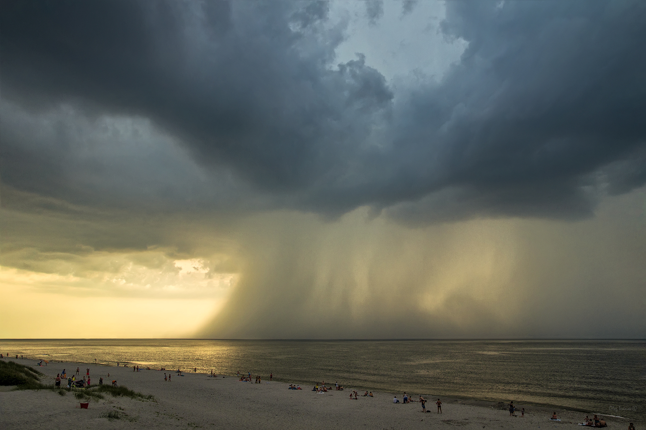 photo "***" tags: landscape, nature, travel, beach, rain, sea, summer, Балтийск, Балтика, Калининградская область