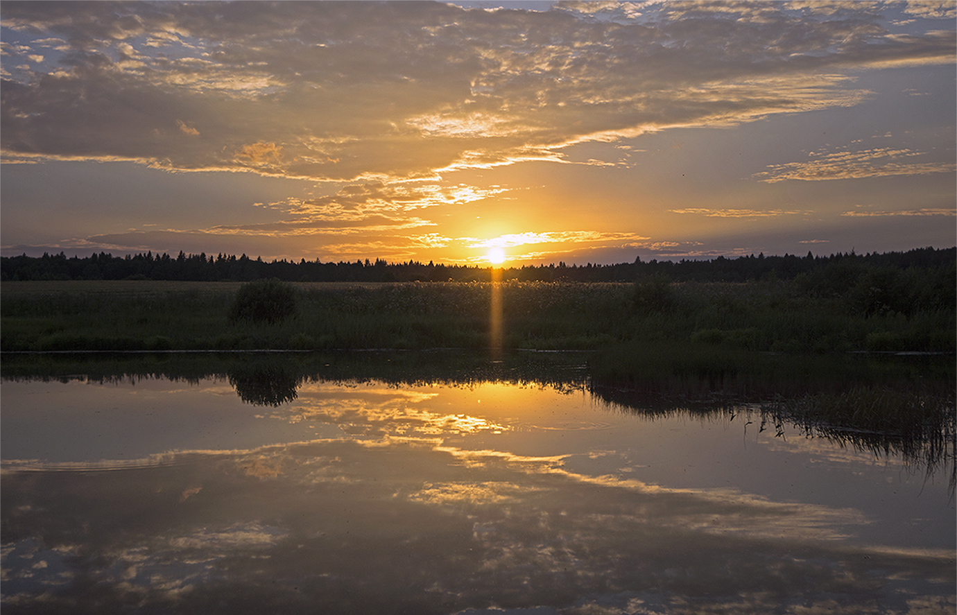 photo "***" tags: landscape, clouds, деревенский пейзаж, закат перед полнолунием, созерцание