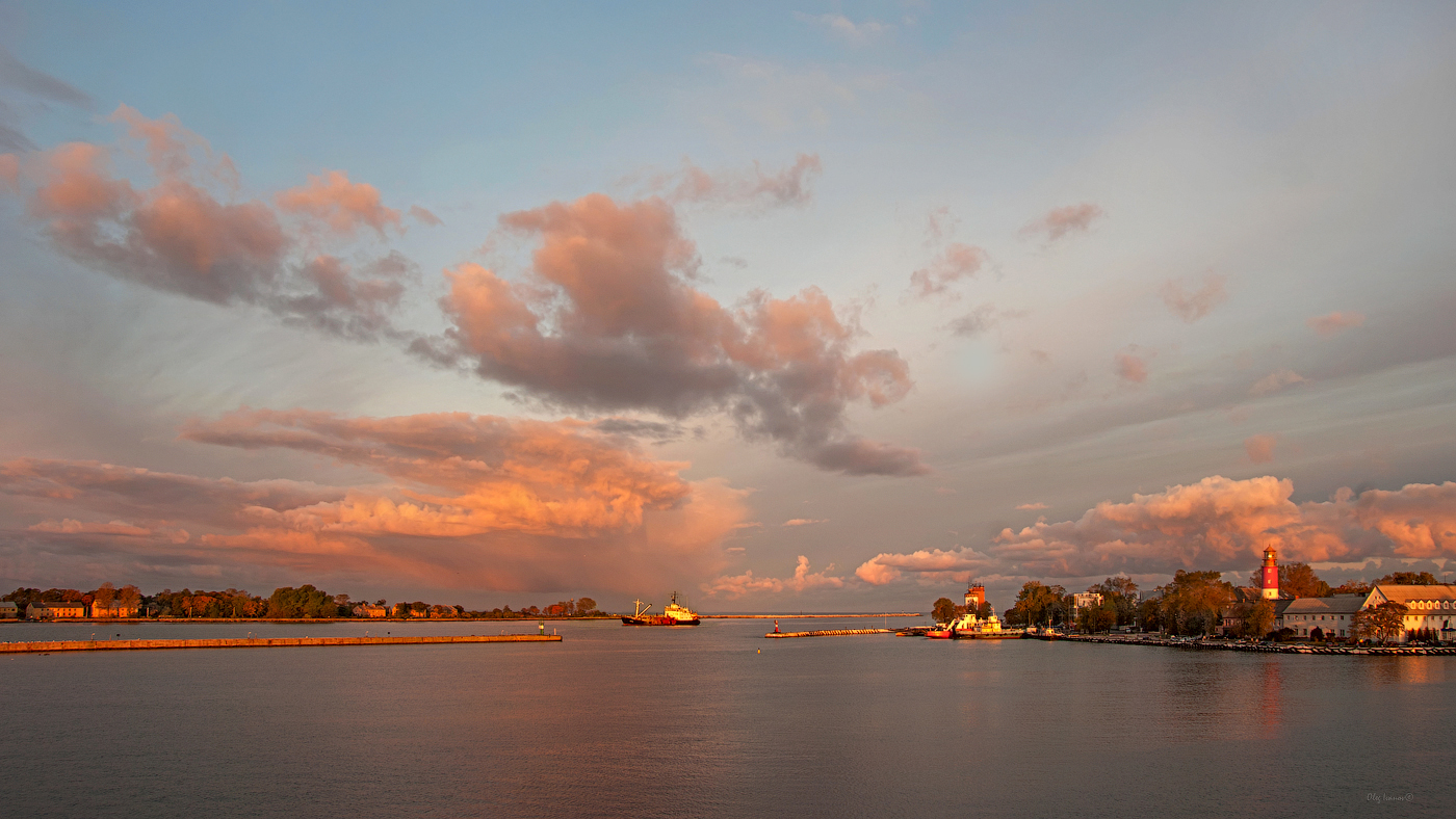 photo "***" tags: landscape, travel, misc., 2010, autumn, morning, sea, Балтийск, Балтика, Калининградская область