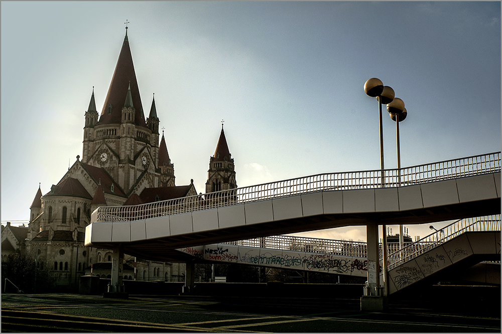 photo "the road to the temple" tags: architecture, city, 