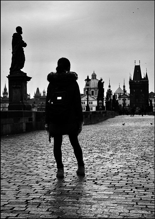 фото "Фигура на мосту" метки: черно-белые, Prag, Praha, Прага