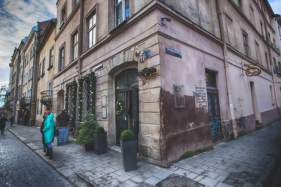 photo "Lvov 1017" tags: city, Photographer Alexander Tolchin