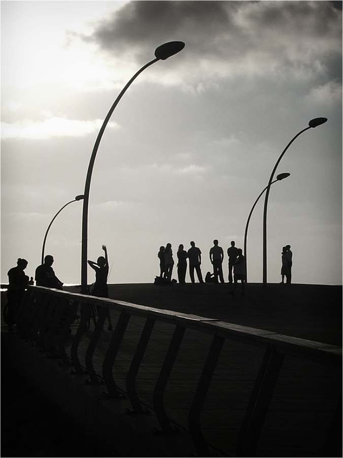 photo "Seafront" tags: travel, city, black&white, 