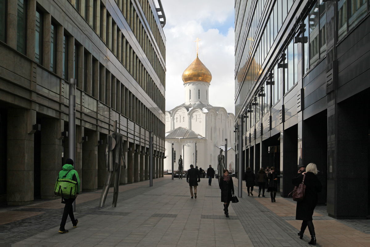 photo "On Lesnaya street" tags: city, architecture, 