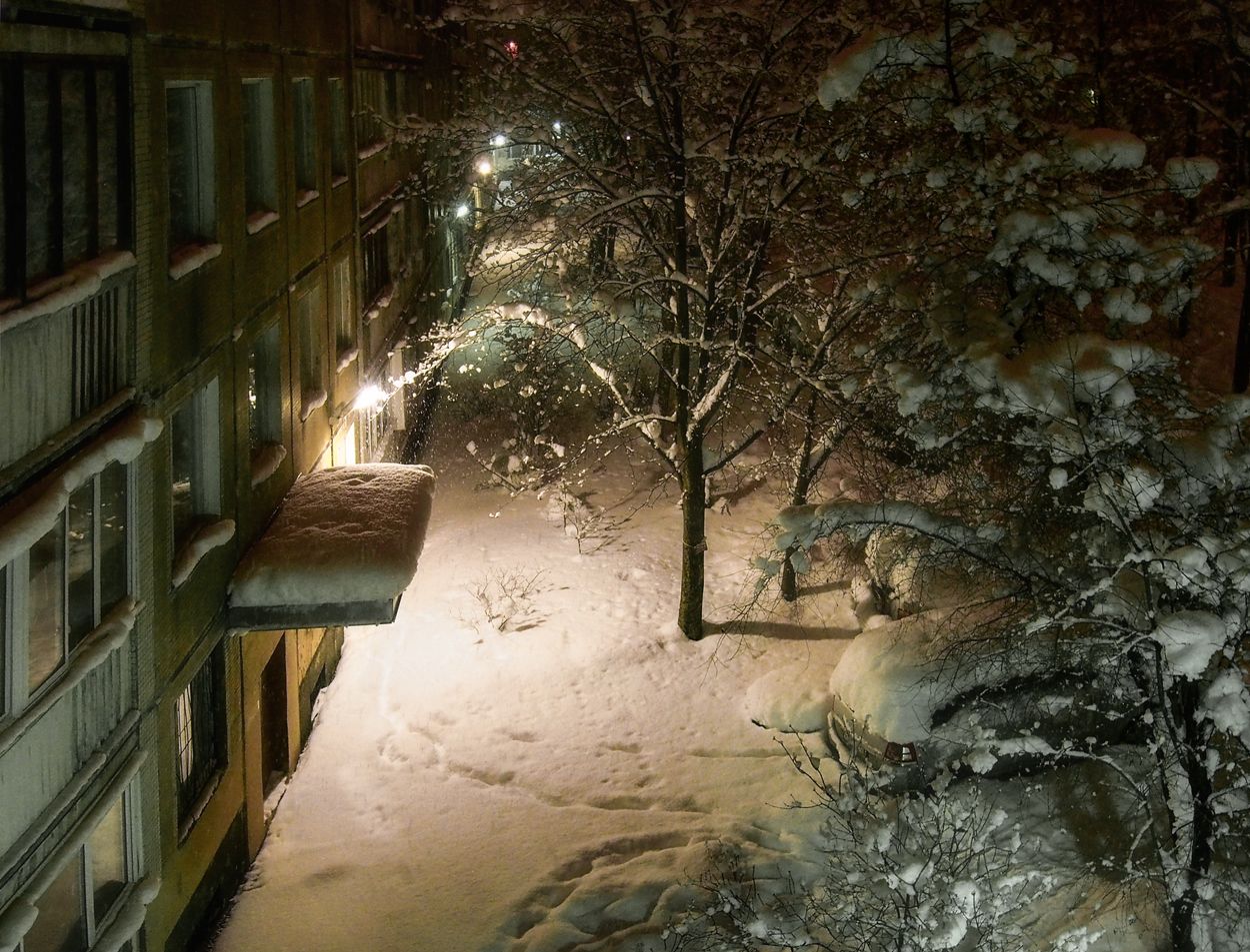 photo "***" tags: landscape, city, evening, snow, winter, Петербург, дворы и подворотни