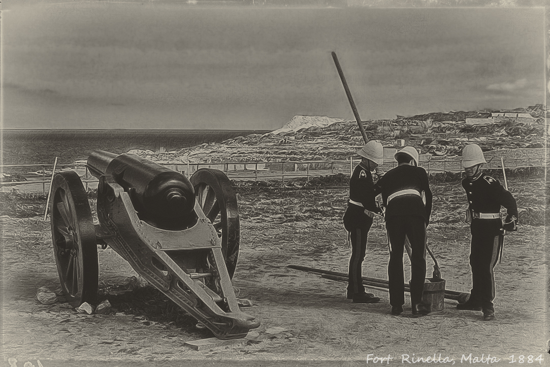 photo "Maltese Gunners" tags: travel, black&white, old-time, Мальта, артиллерия, пушки, форт Ринелла