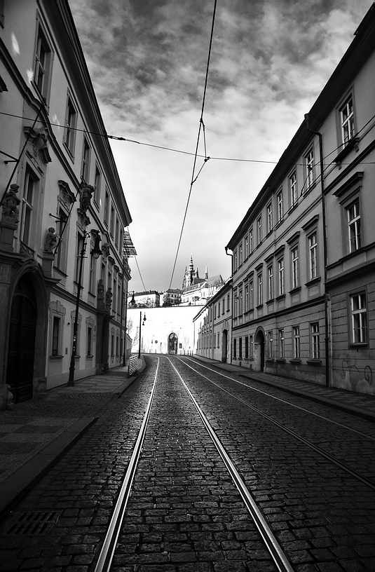 фото "Улица и трамвайные пути" метки: черно-белые, Prag, Praha, Прага