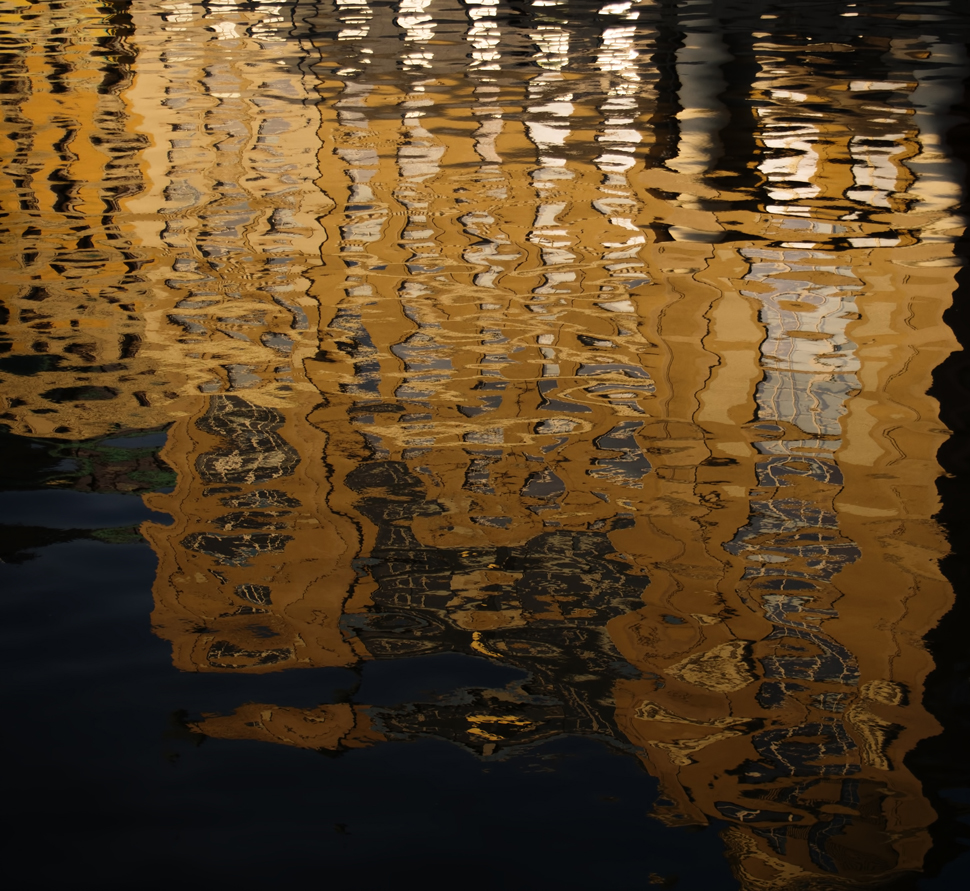 photo "***" tags: abstract, reflections, spring, Москва-река