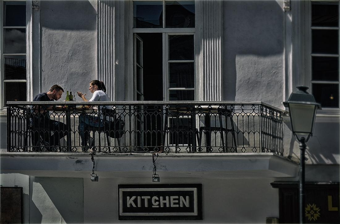 photo "Сontinental breakfast" tags: travel, street, Вильнюс