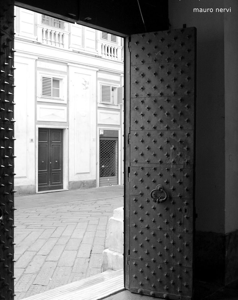 photo "ancient streets" tags: black&white, 