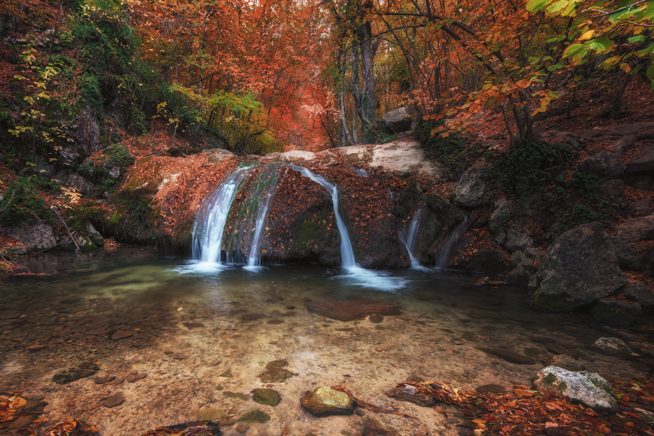 photo "***" tags: landscape, travel, nature, Crimea, Russia, autumn, forest, morning, mountains, river, tree, water, водопад